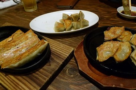 たかなべギョウザで焼き餃子、ピリ辛餃子、上海棒餃子